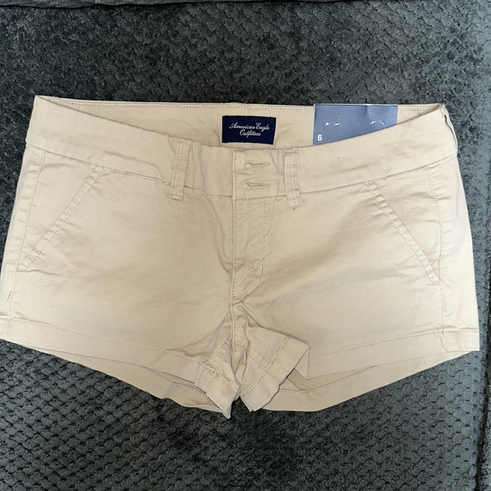 Woman’s American Eagle Shorts